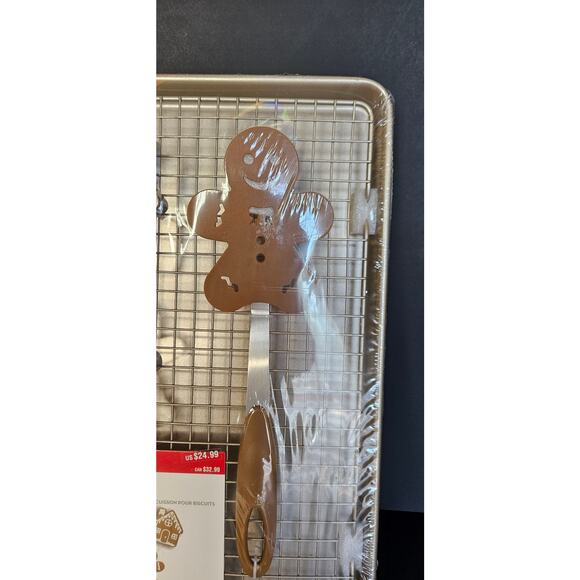 Celebrate It Christmas Gingerbread Man Baking Set New - Picture 4 of 5